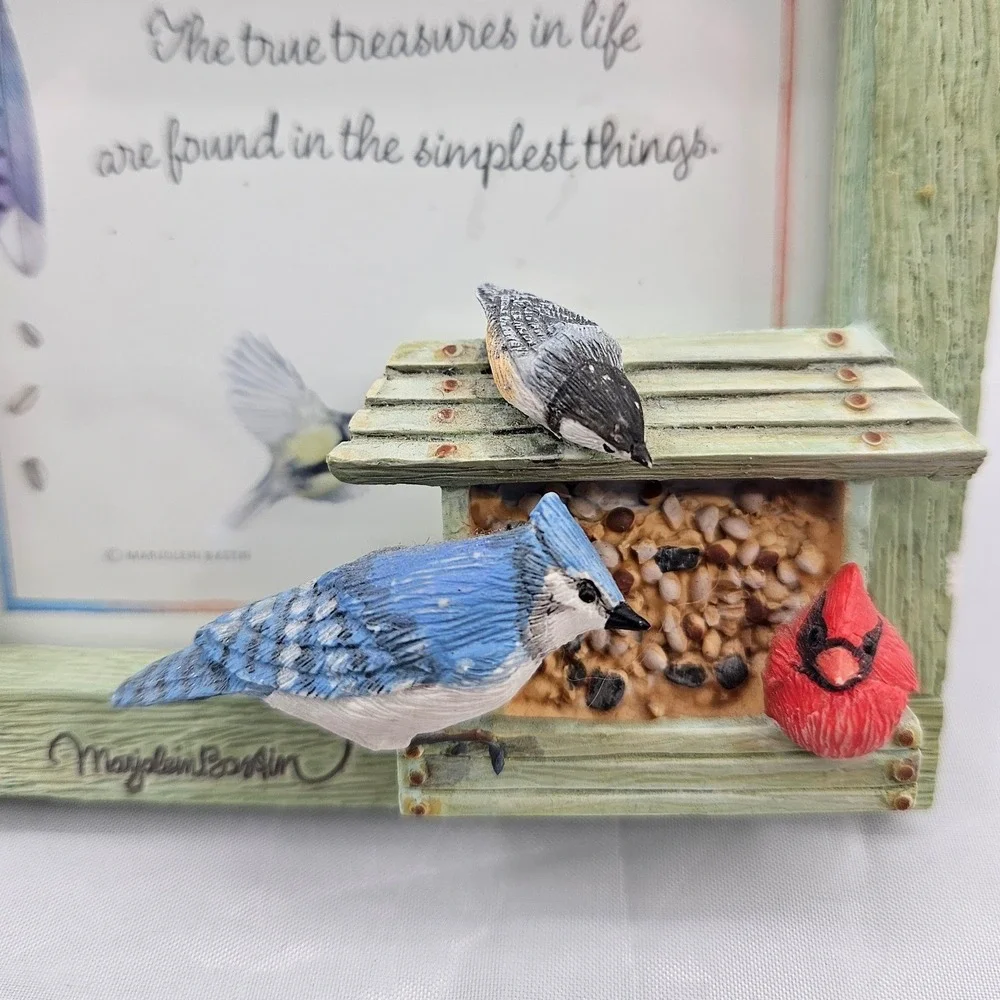 Marjolein Bastin Birds & Feeder 3D Resin Picture Green Frame  Rustic